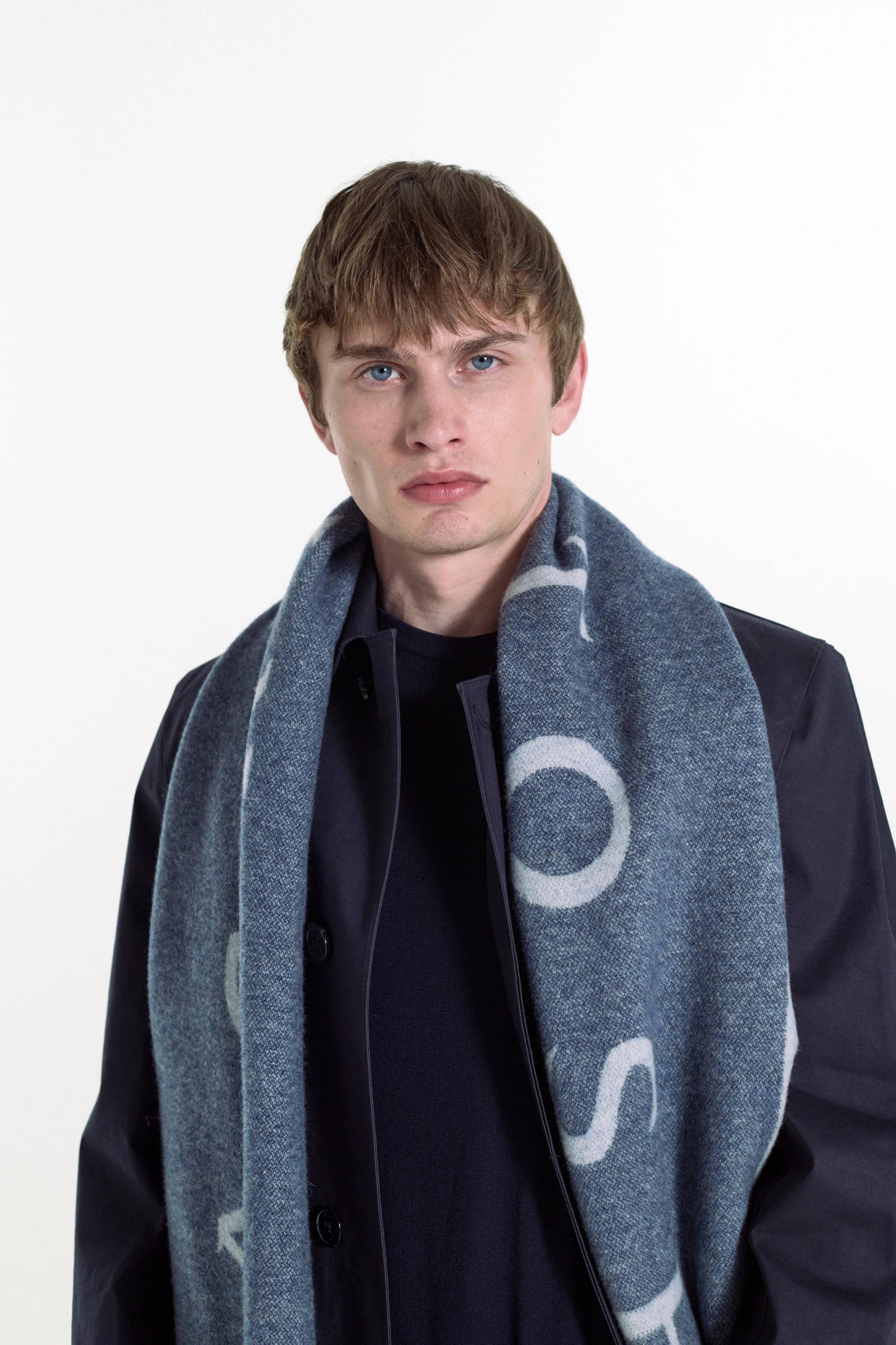 Edinburgh Wool Scarf - Image 3