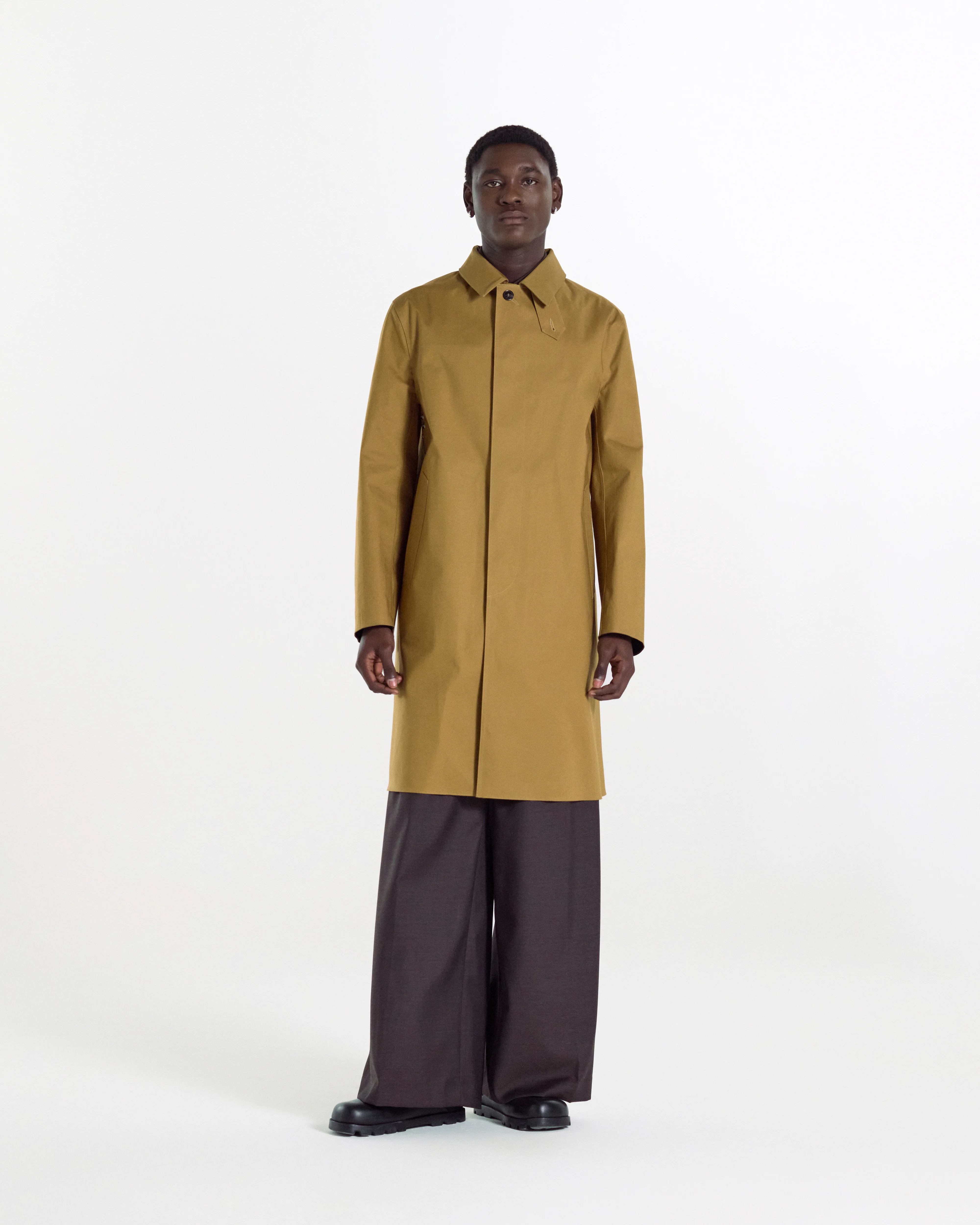Dunkeld Rubberised 3/4 Length Coat - Image 3